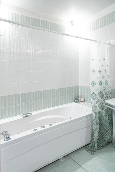 Very Spacious & Modern 3Bed Near Airport & Centre Sofia Exterior foto